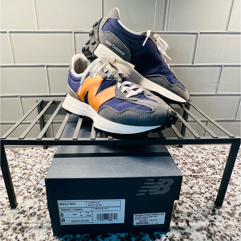 Women’s New Balance 327 - Rare Colorway